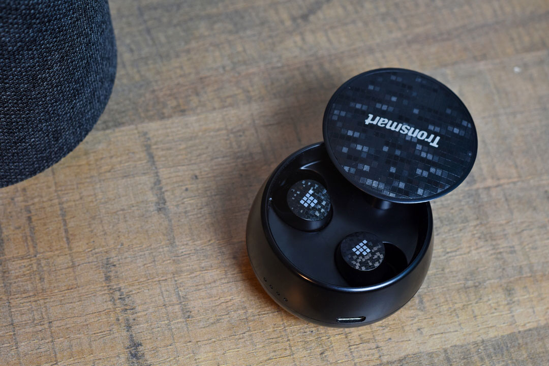 Recensione Tronsmart Spunky Pro: leggere, economiche…e che bassi!
