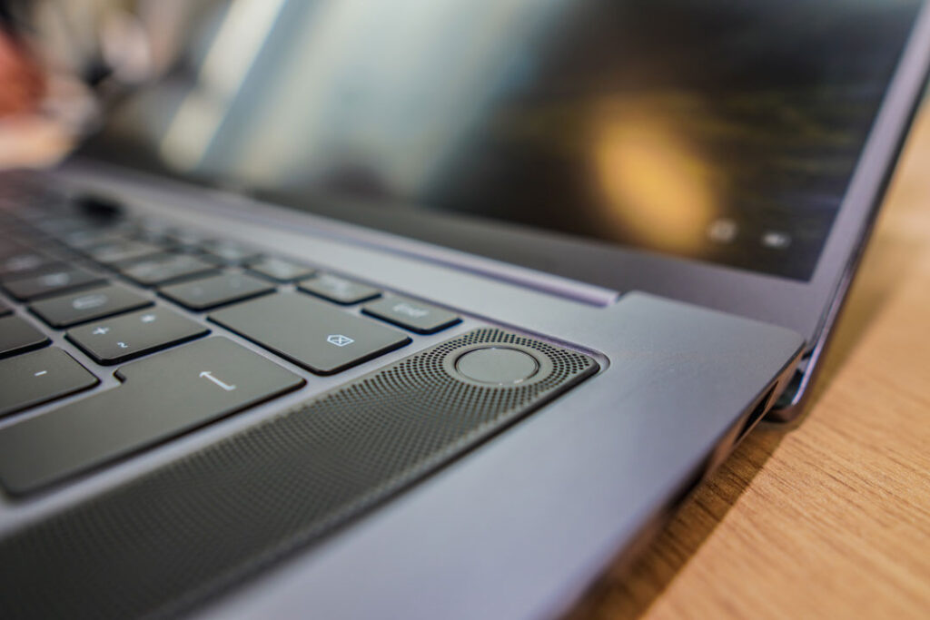 Honor MagicBook Pro