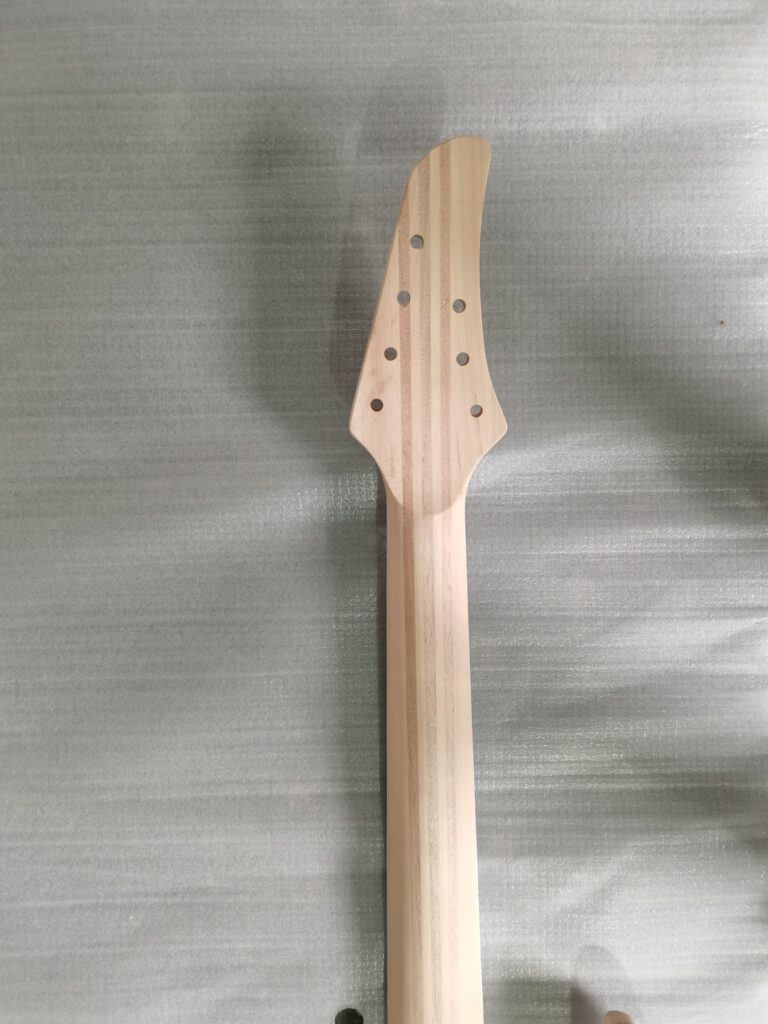 Chitarra - fori meccaniche