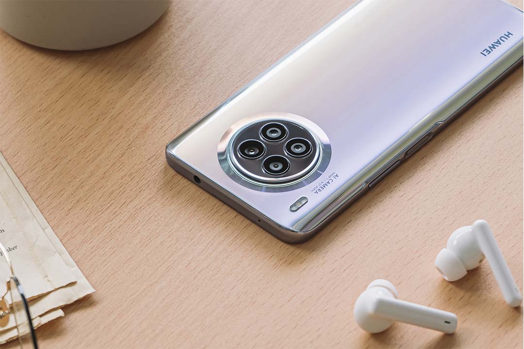 Huawei nova 8i arriva ufficialmente in Italia con ricarica a 66W