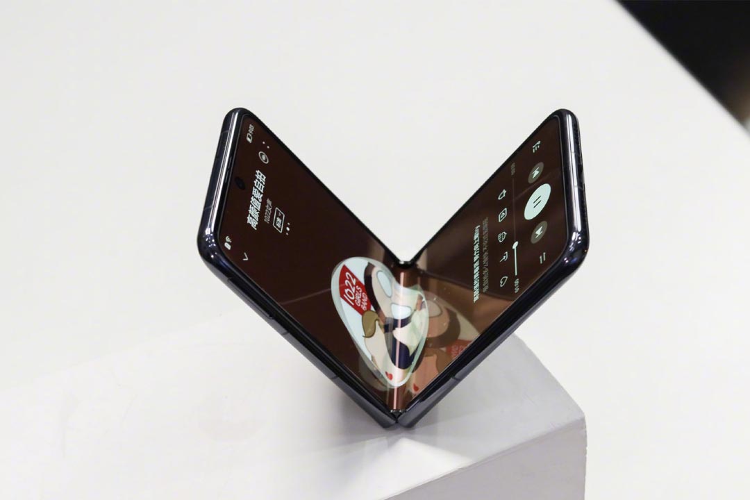 Huawei P50 Pocket Ufficiale in Cina: il primo Flip di Huawei!