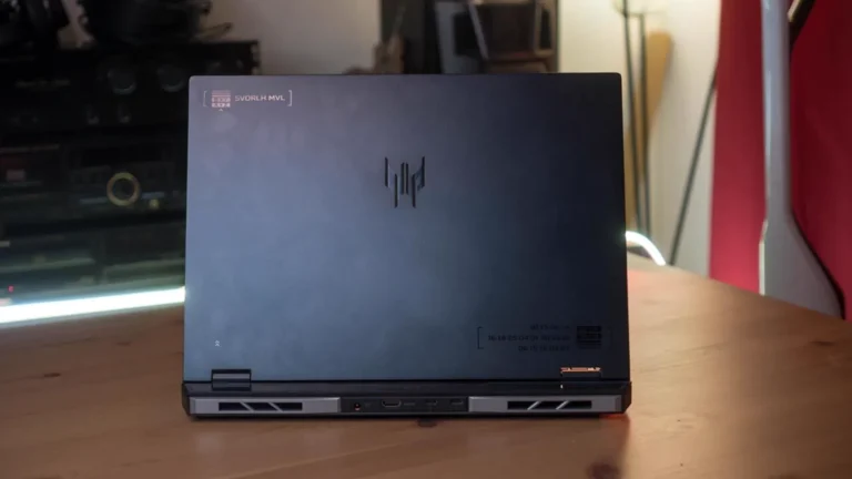 Acer Predator Helios Neo 16 in primo piano