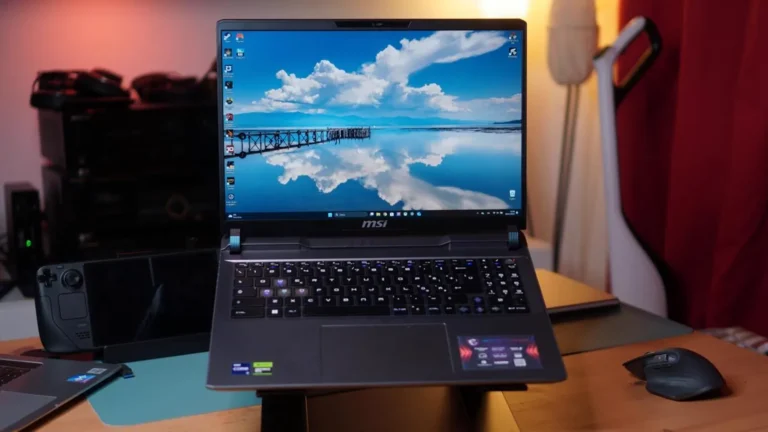 MSI Vector 16 HX A13V in primo piano