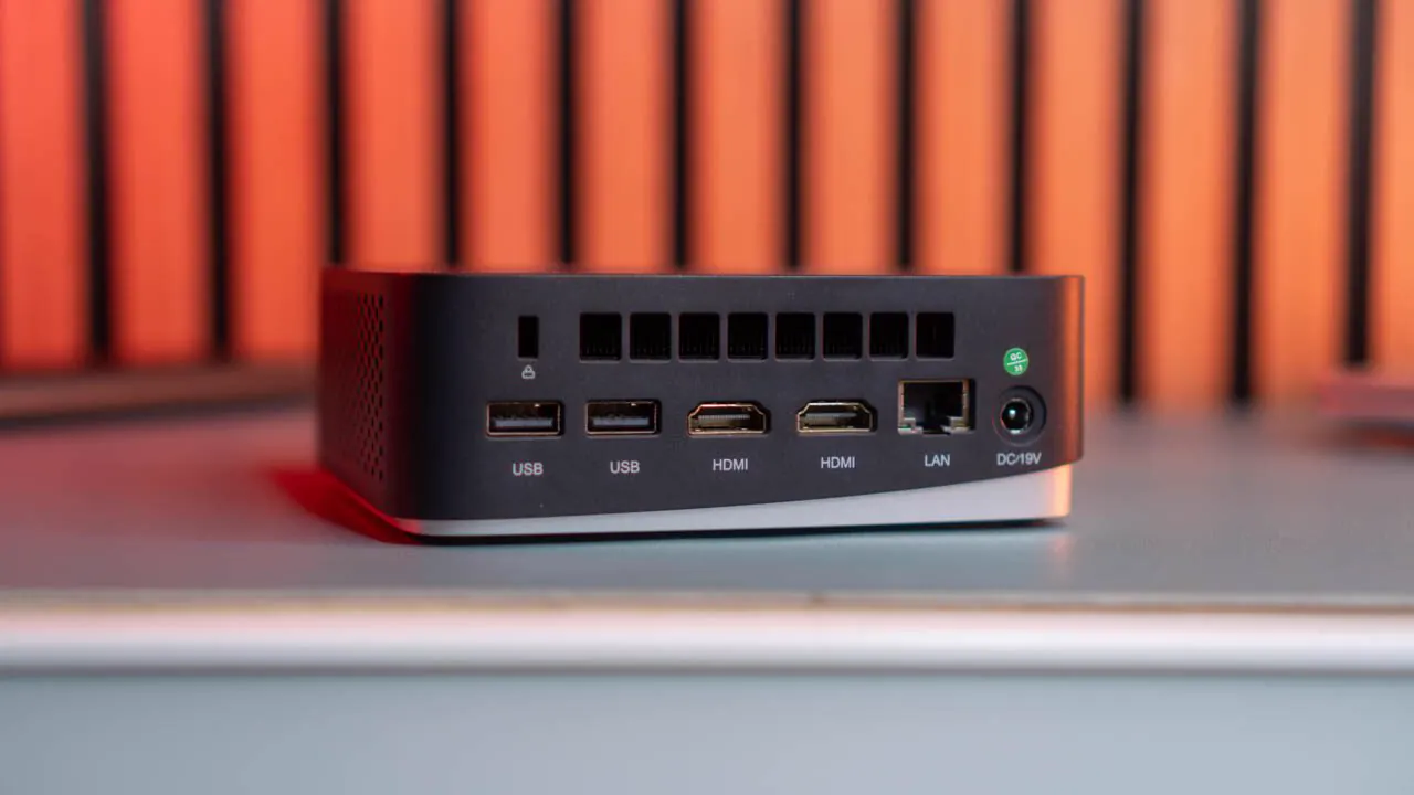 Connessioni posteriori di NiPoGi AM16