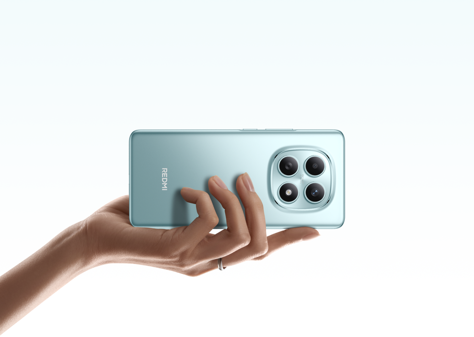 Redmi Note 15 ufficiale in Cina: Snapdragon 6 Gen3, display 120Hz e batteria 5800 mAh
