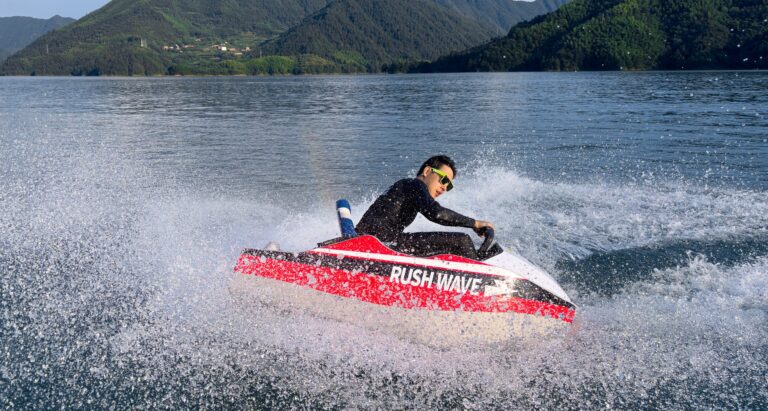 kart boat di rush wave