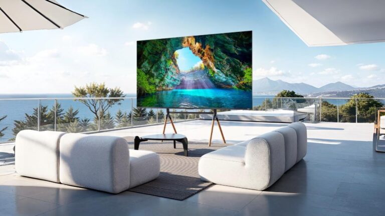 Hisense E7Q U+ Mini LED