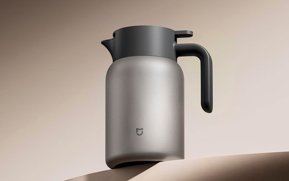 Xiaomi Mijia Titanium Thermos 1,2 L: titanio puro, infusore tè e 12 ore di isolamento su Youpin