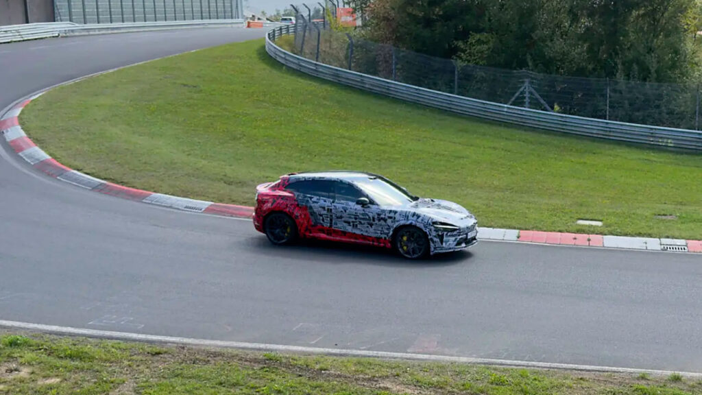 Xiaomi YU7 Nürburgring