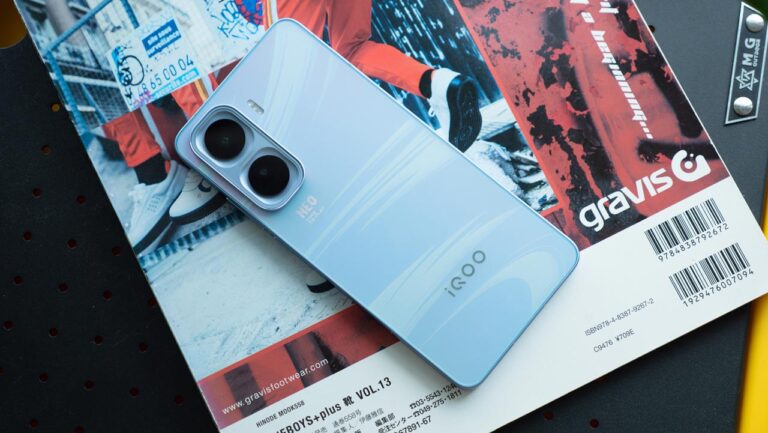 iQOO Neo 11