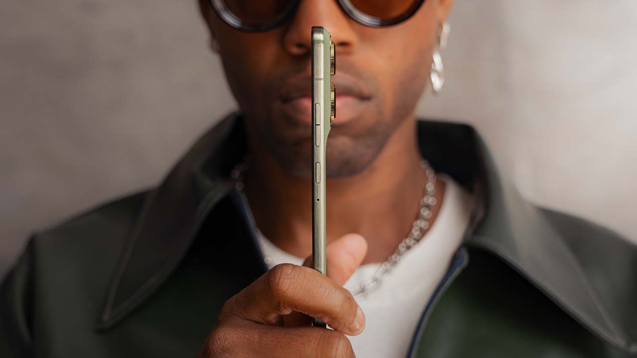 Motorola Edge 70 ufficiale: 5,99 mm con AI e 3 fotocamere da 50 MP