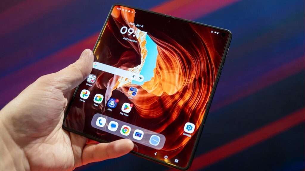 Motorola razr fold