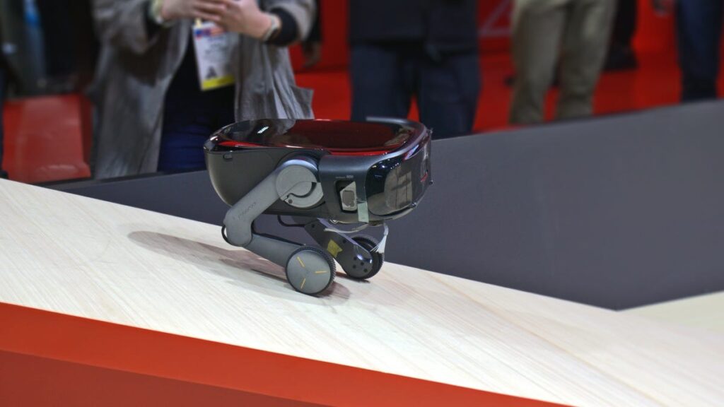 Roborock Saros Rover