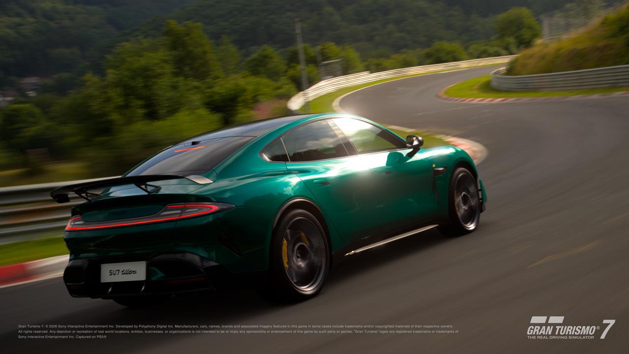 Xiaomi SU7 Ultra debutta in Gran Turismo 7