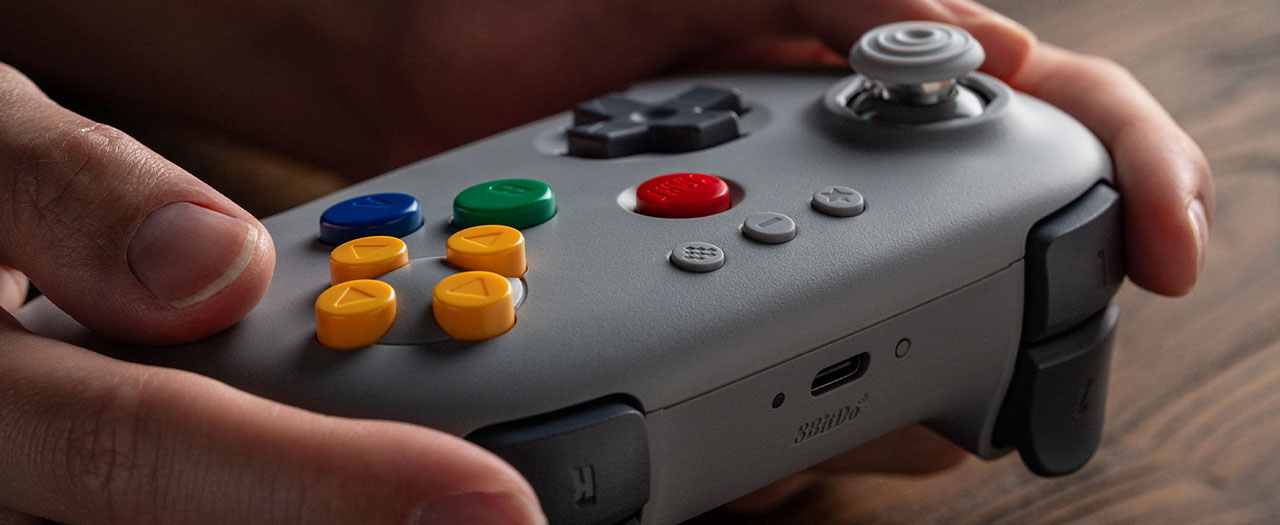 8BitDo 64 Controller Classic Grey dettaglio