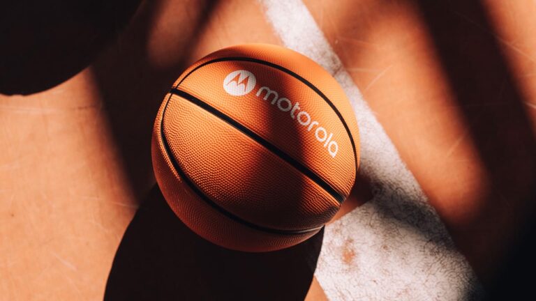 Motorola e Euroleague Basketball portano il progetto Bouncing for Good a Bologna