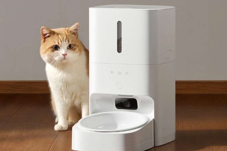 Xiaomi Mijia Smart Pet Feeder 2 Visual: telecamera AI e 5 litri di crocchette