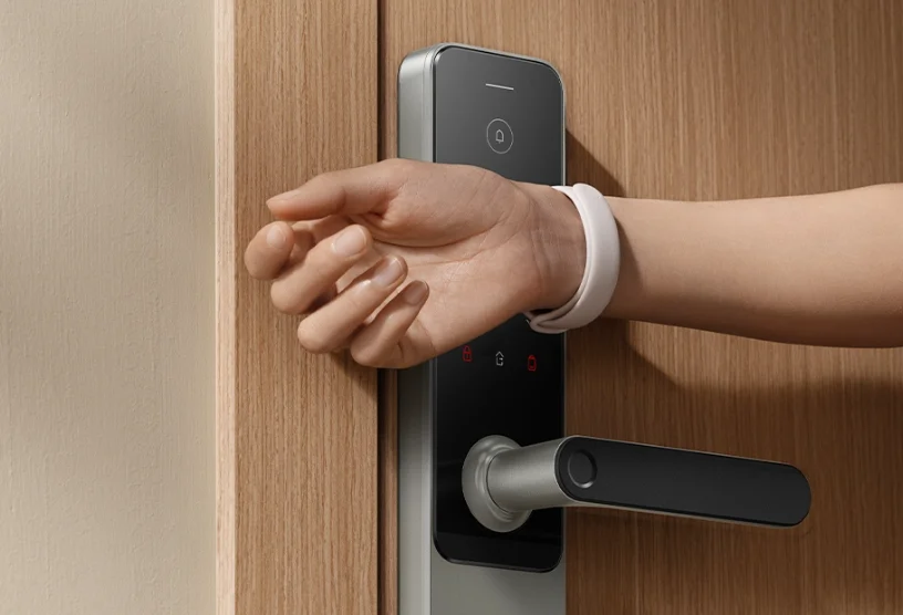 Serratura intelligente Xiaomi G100 con lettore impronta digitale AI e pannello di controllo
