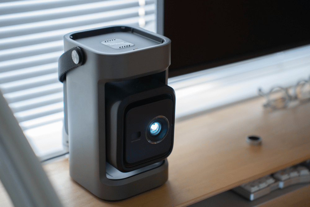 Soundcore Nebula P1 speaker rimovibili