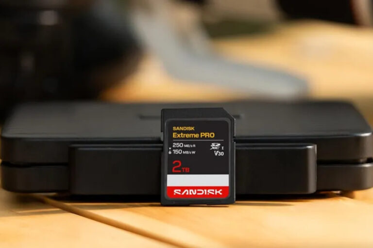 SanDisk 2TB Extreme Pro UHS-II