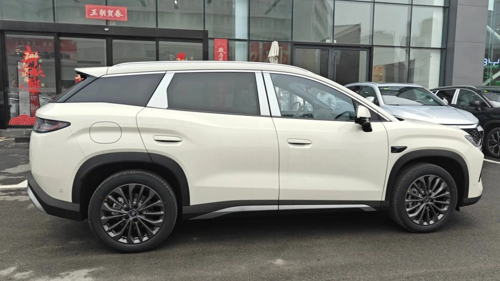 BYD Song Ultra EV flash-charging SUV sold 61,240 units in a month in China