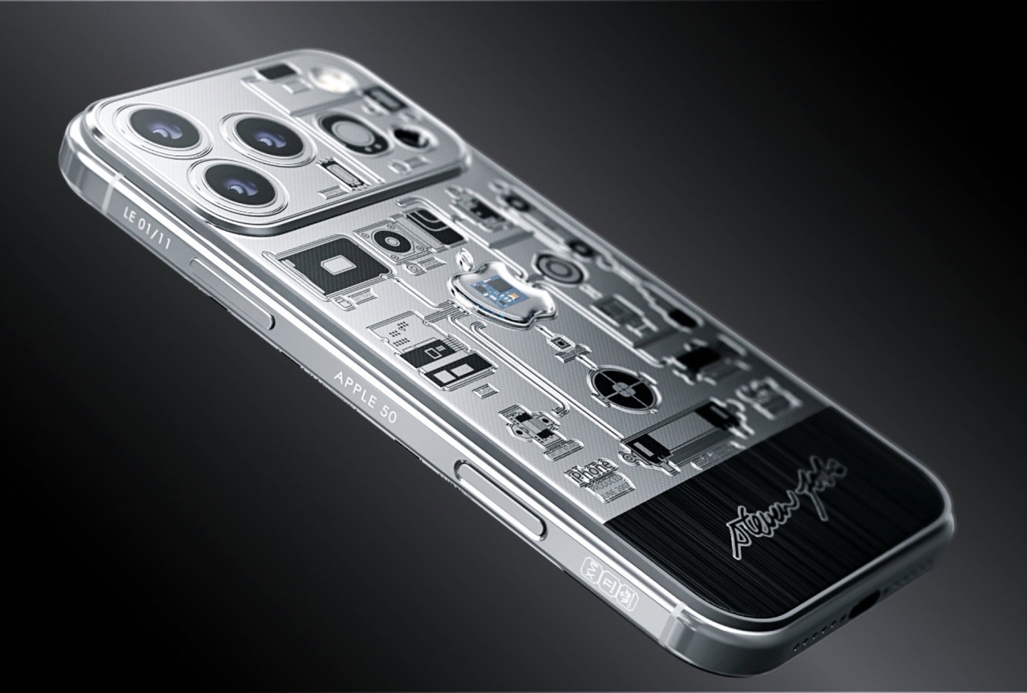 Caviar lancia iPhone 17 Pro “2007”: pezzo di iPhone originale nel retro