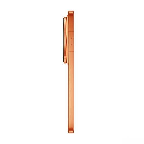 Vista del retro dell'OPPO Find X9 Ultra arancione nel render diffuso online
