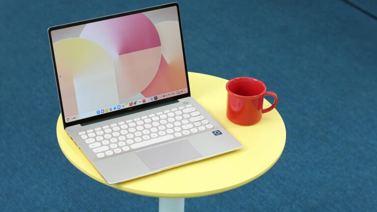 Huawei MateBook 14 HarmonyOS Edition foto live