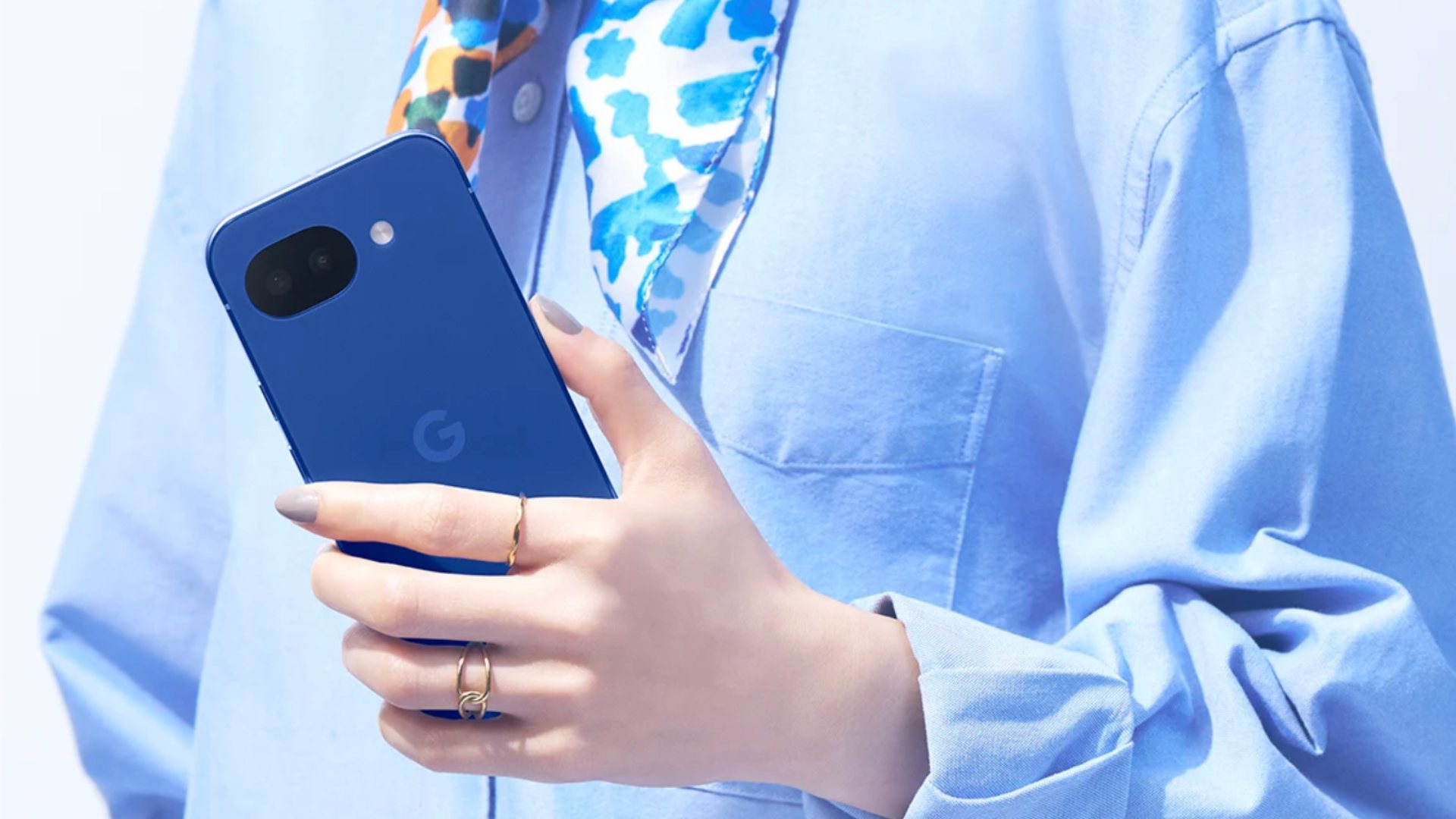 Packaging del Google Pixel 10a Isai Blue Edition