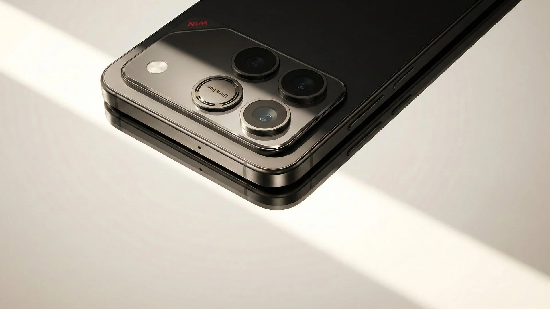 Honor Win 2 con focus su batteria da 10000 mAh