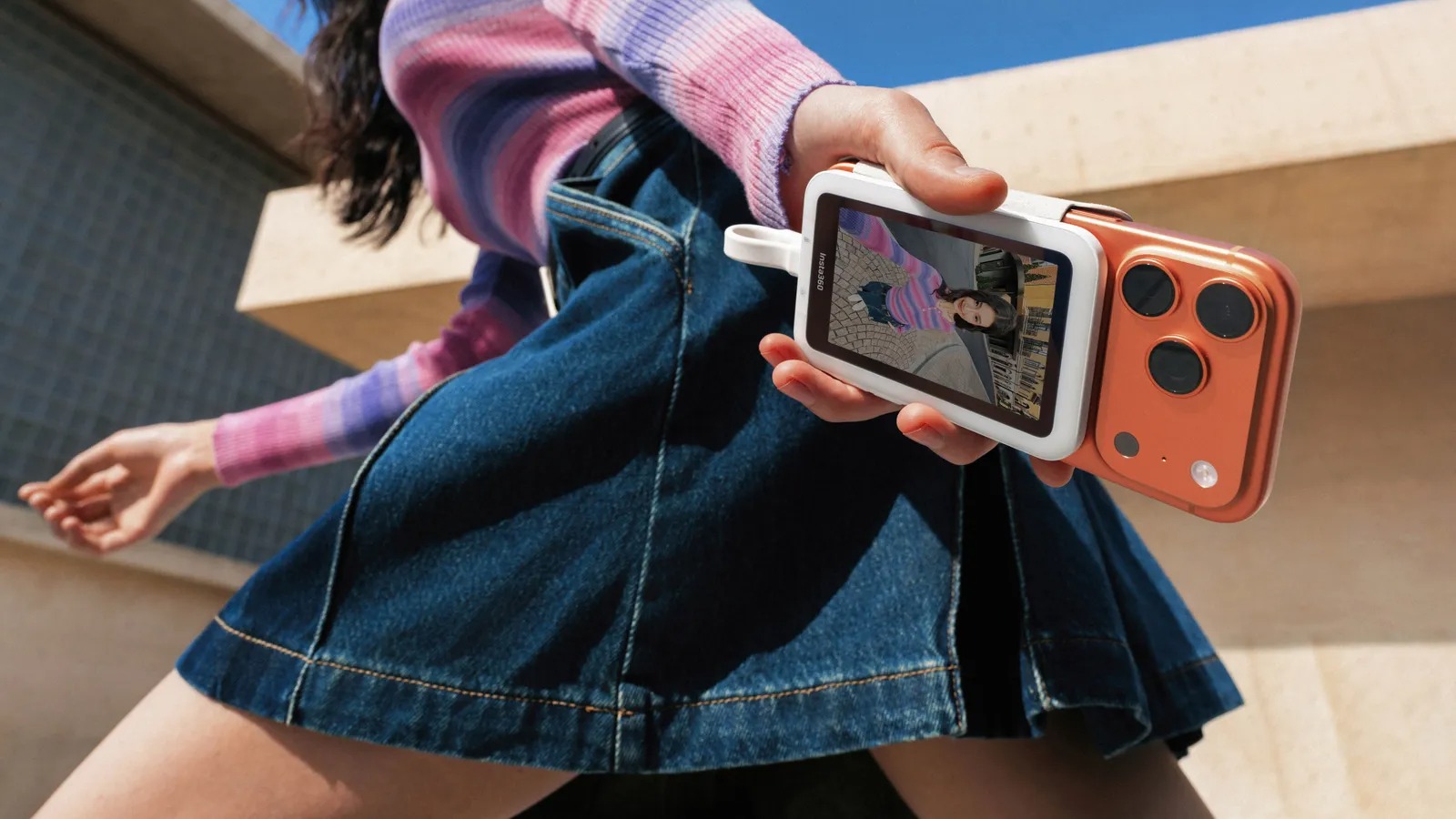 Insta360 Snap: il display magnetico per farsi selfie con la fotocamera
