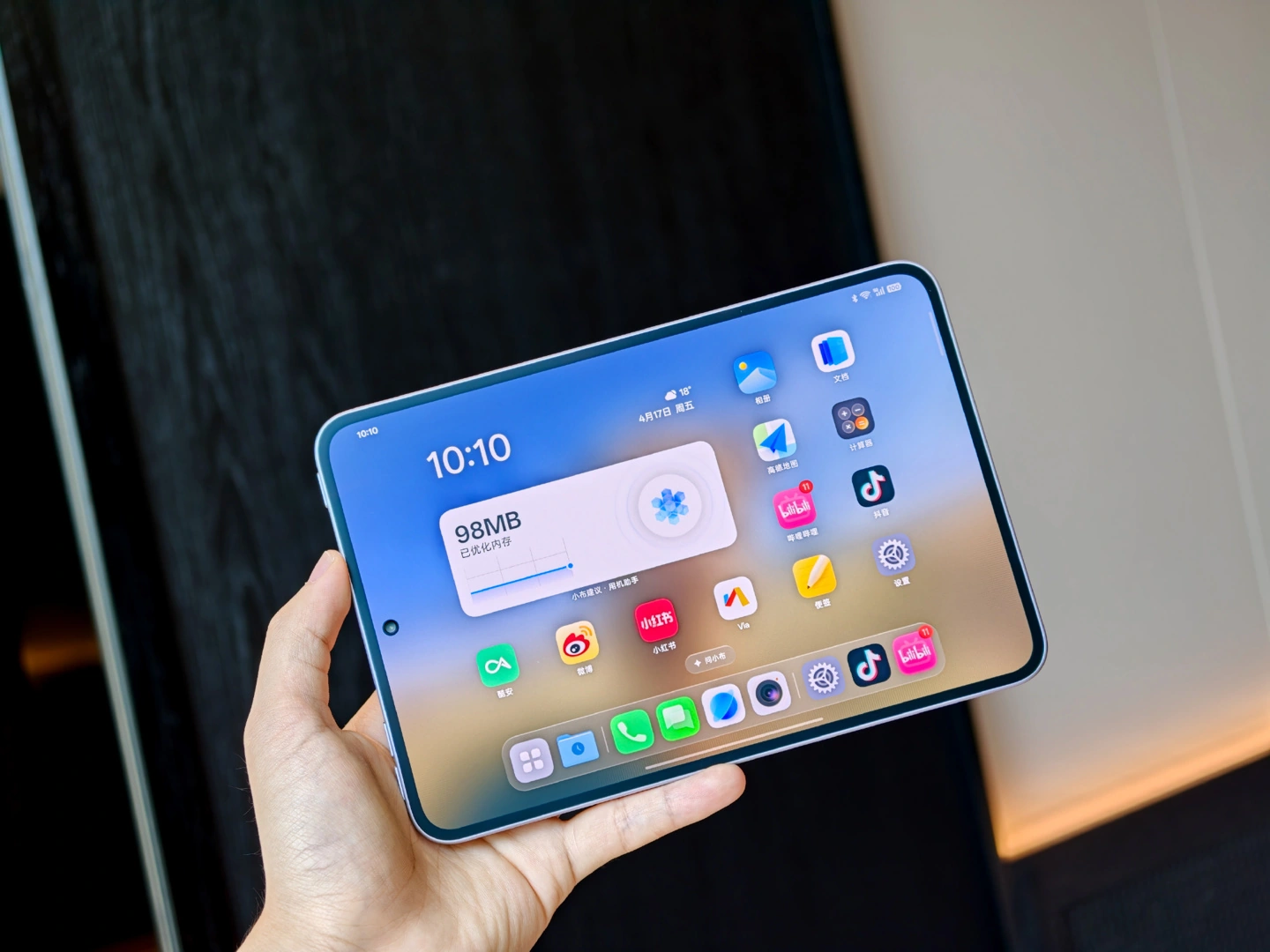 OPPO Pad Mini 平板上手:8.8 英寸极窄四等边柔光屏
