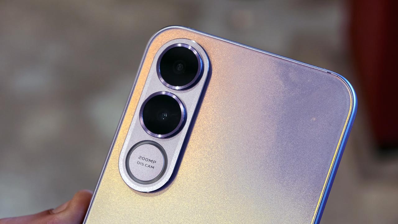 vivo V70 FE