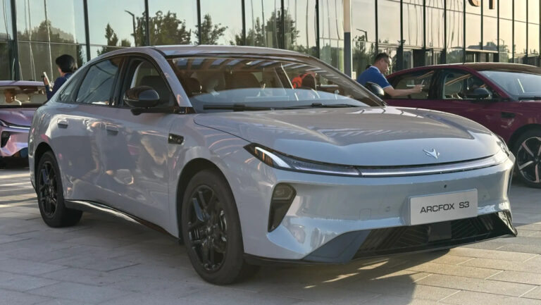 Arcfox Beta S3