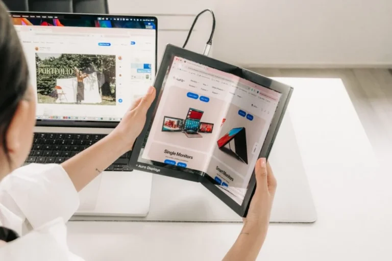 Aura Displays Single Flex Pro