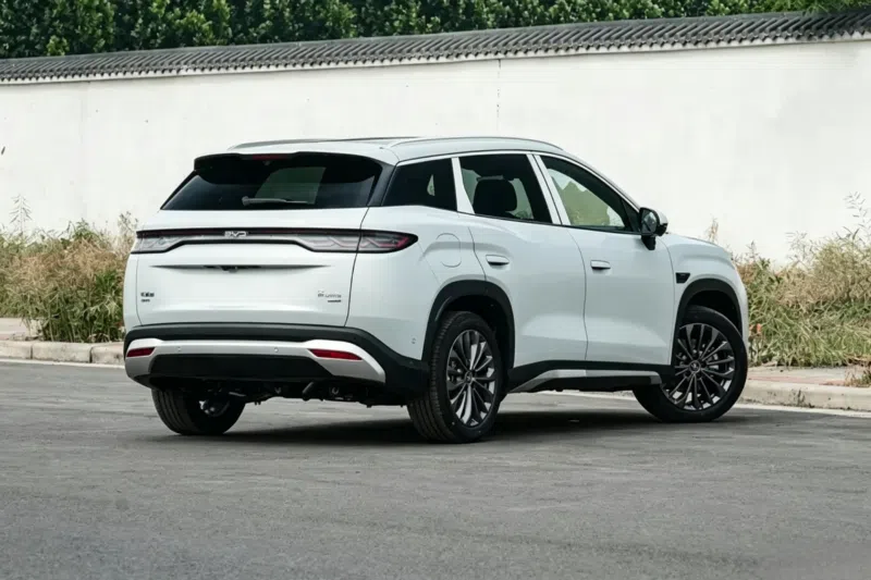 BYD Song Ultra DM-i to