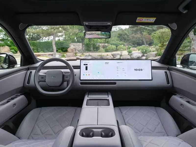 Li Auto L9 flagship SUV