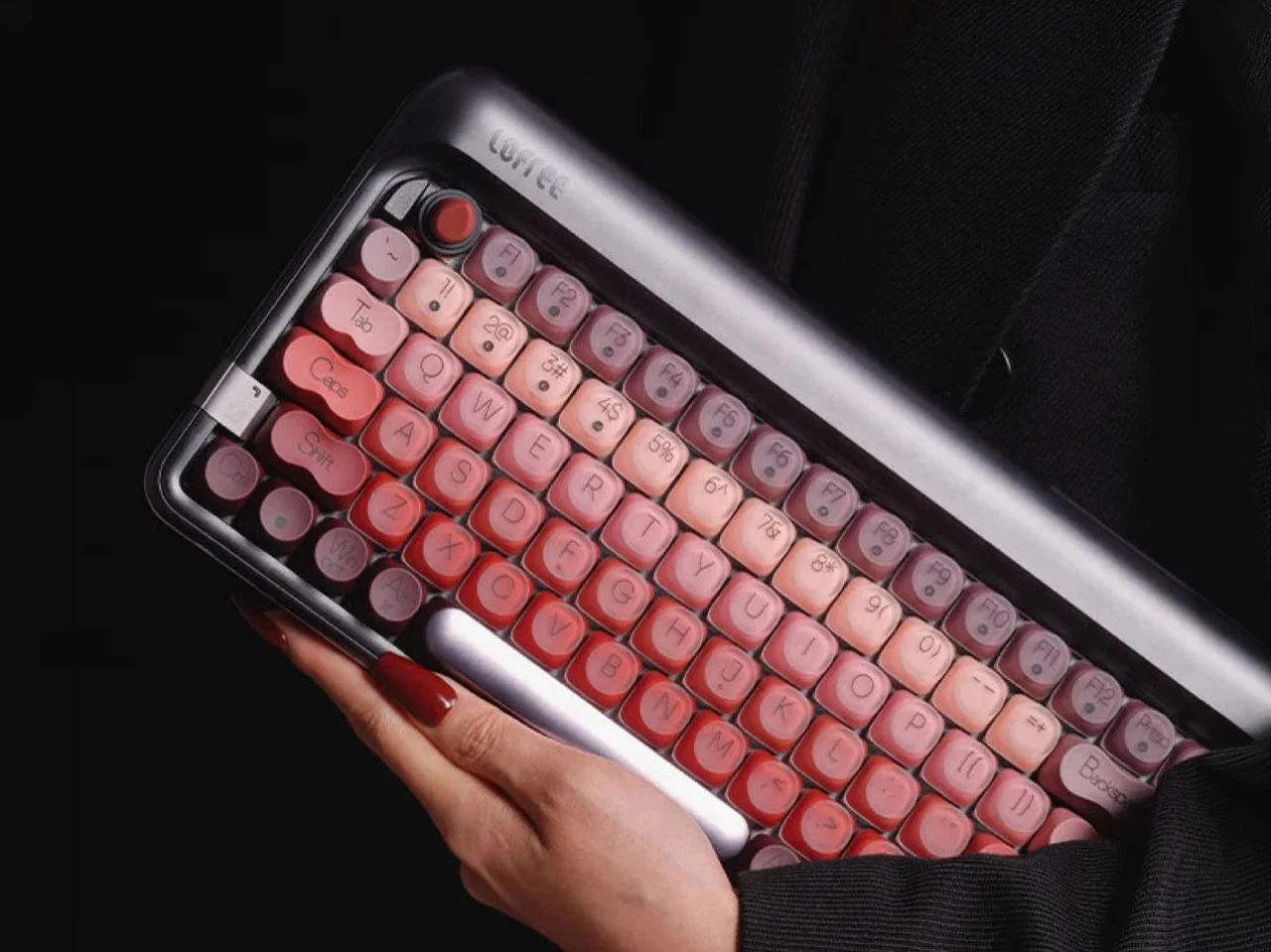 https://www.yankodesign.com/images/design_news/2026/05/auto-draft/lofree_lipstick_keyboard_1.jpeg