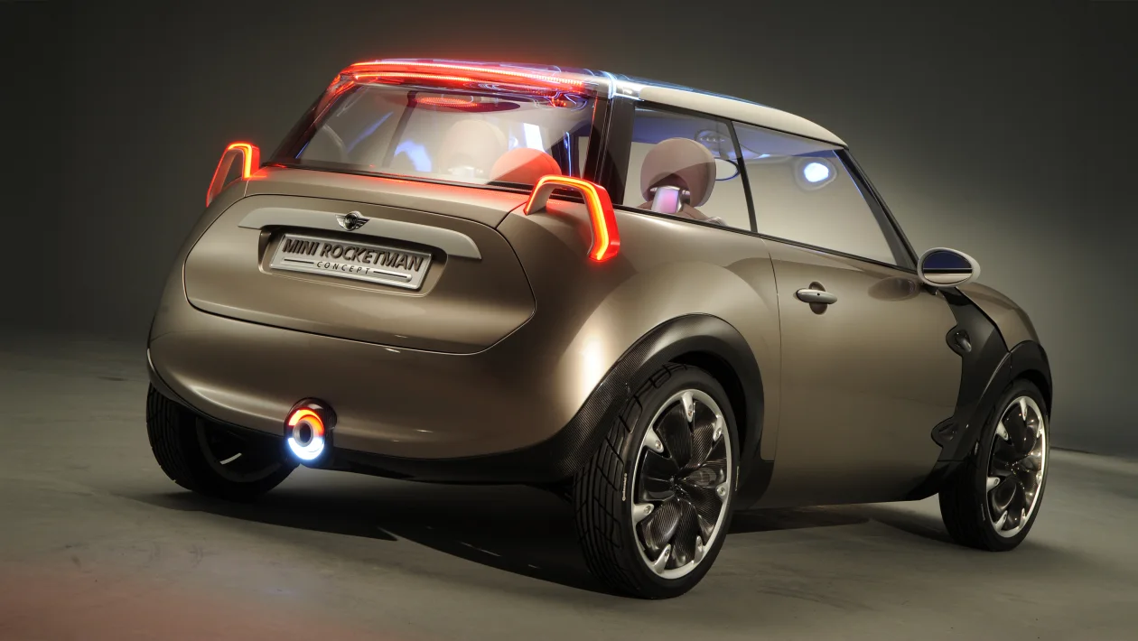 MINI“十余年磨一剑”,酝酿量产 2011 年发布的 Rocketman 概念小车