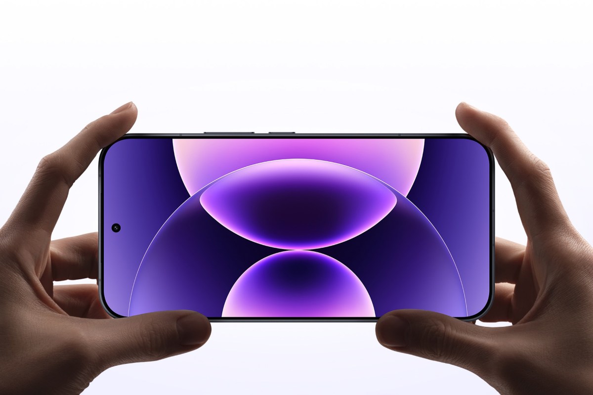 Xiaomi 17 Max arrives with 200MP main cam and 8,000 mAh Si-C battery