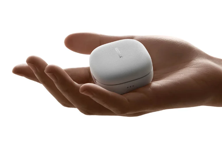 Xiaomi clip-on earbuds