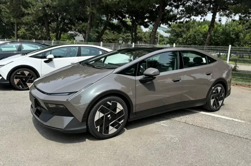 Hyundai Ioniq V spotted in China