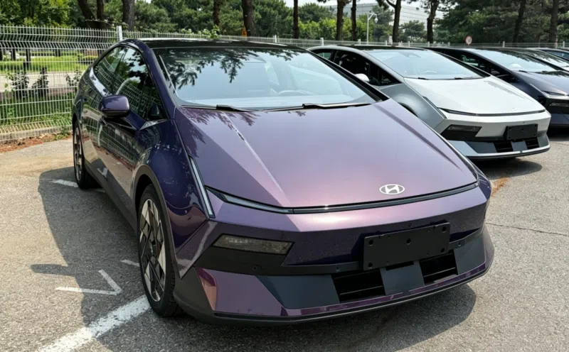 Hyundai Ioniq V spotted in China
