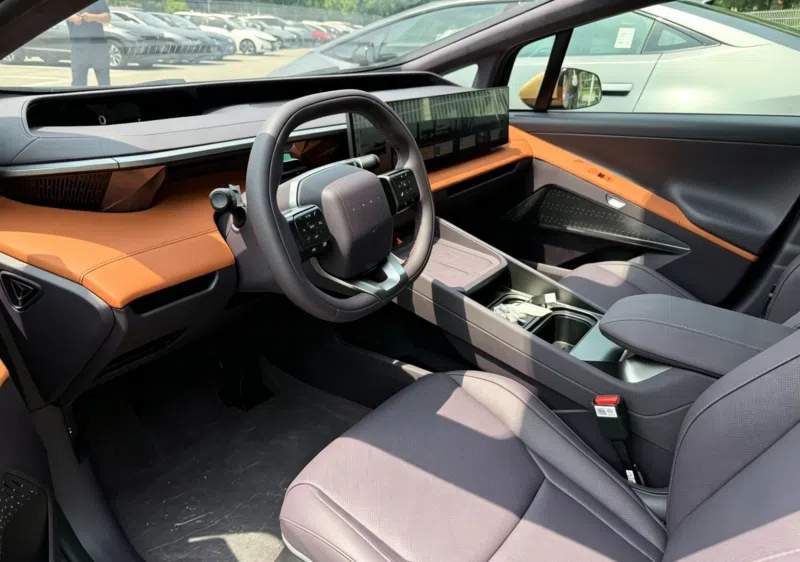 Hyundai Ioniq V spotted in China