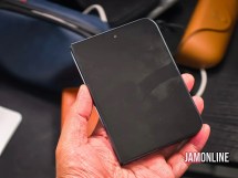 Foldable iPhone Ultra dummy appears in black finish