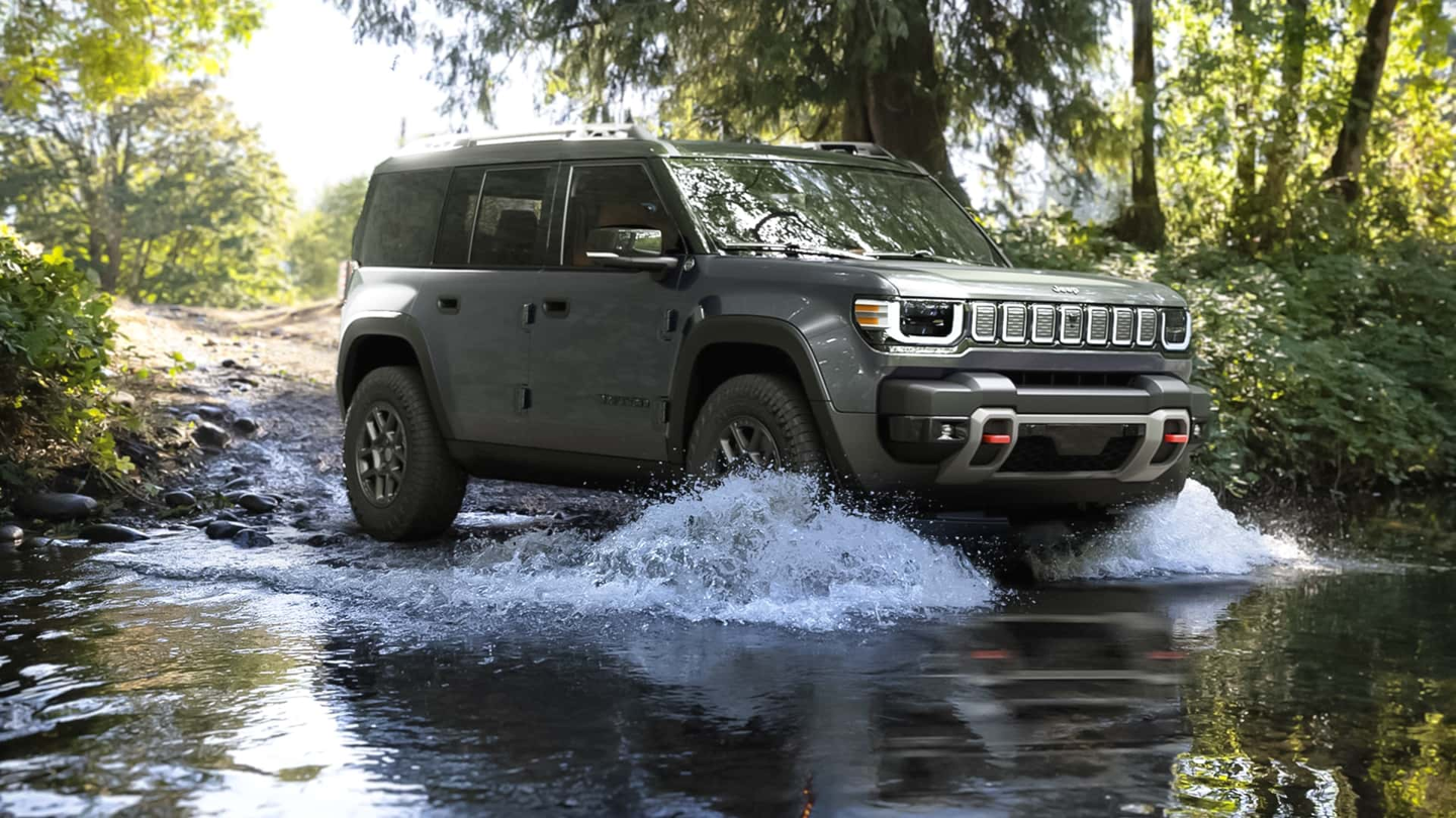 纯电 Jeep“侦察兵”Recon 亮相,68990 美元起售