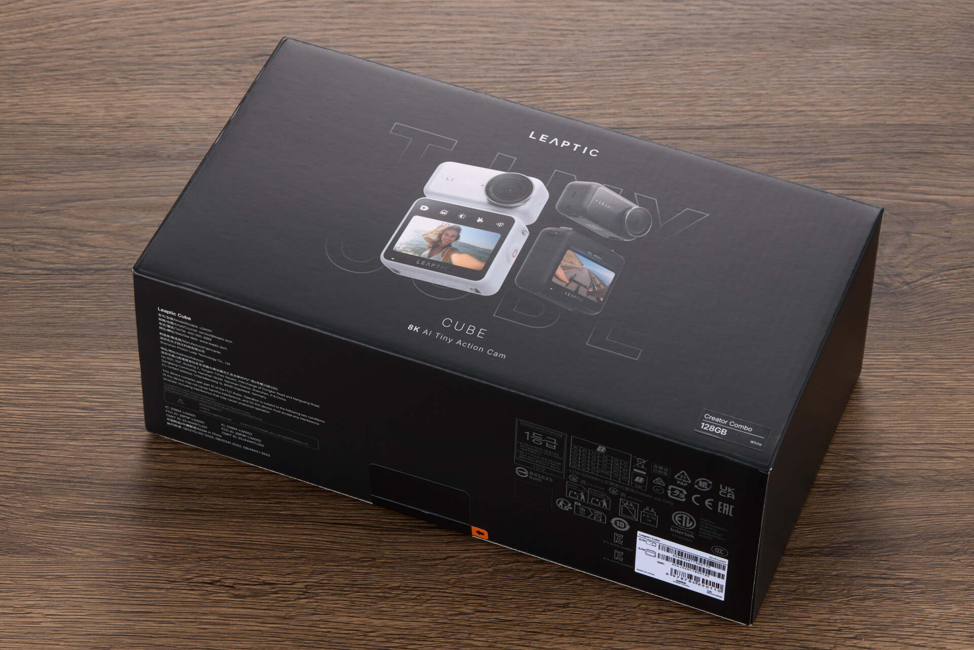 LEAPTIC Cube debutta con 8K, AI e design magnetico modulare
