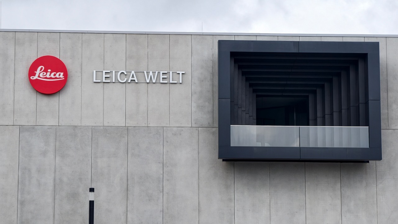 Leica potrebbe diventare cinese logo ufficiale