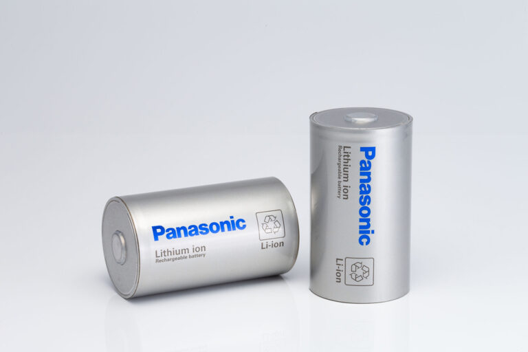 Panasonic produrrà celle per data center nel Kansas dal 2029