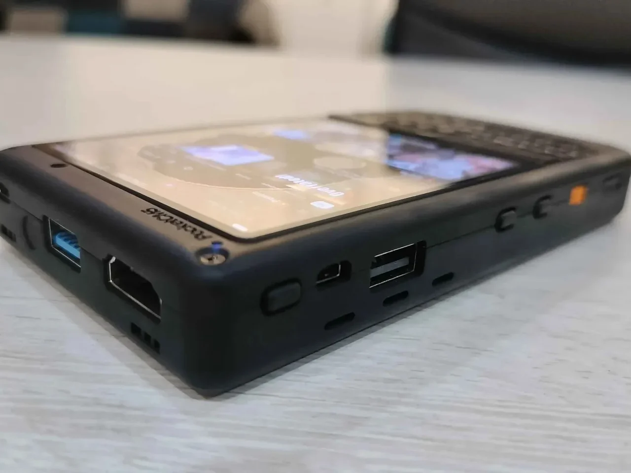This $172 Raspberry Pi Handheld Doubles as a USB Keyboard